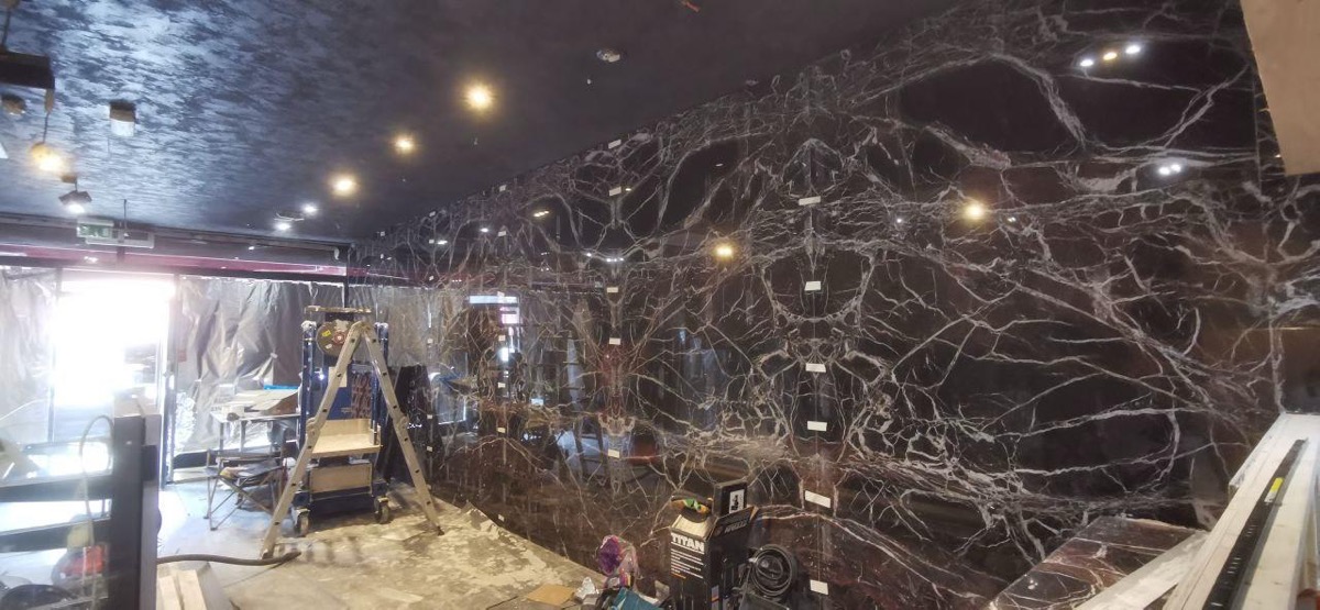 Restaurant interior tiling